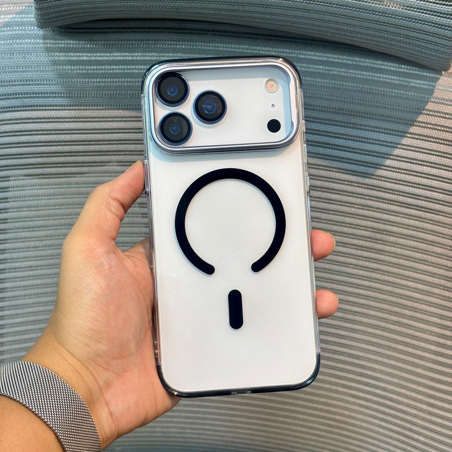 ClearStand MagSafe iPhone 17 Pro Max Case