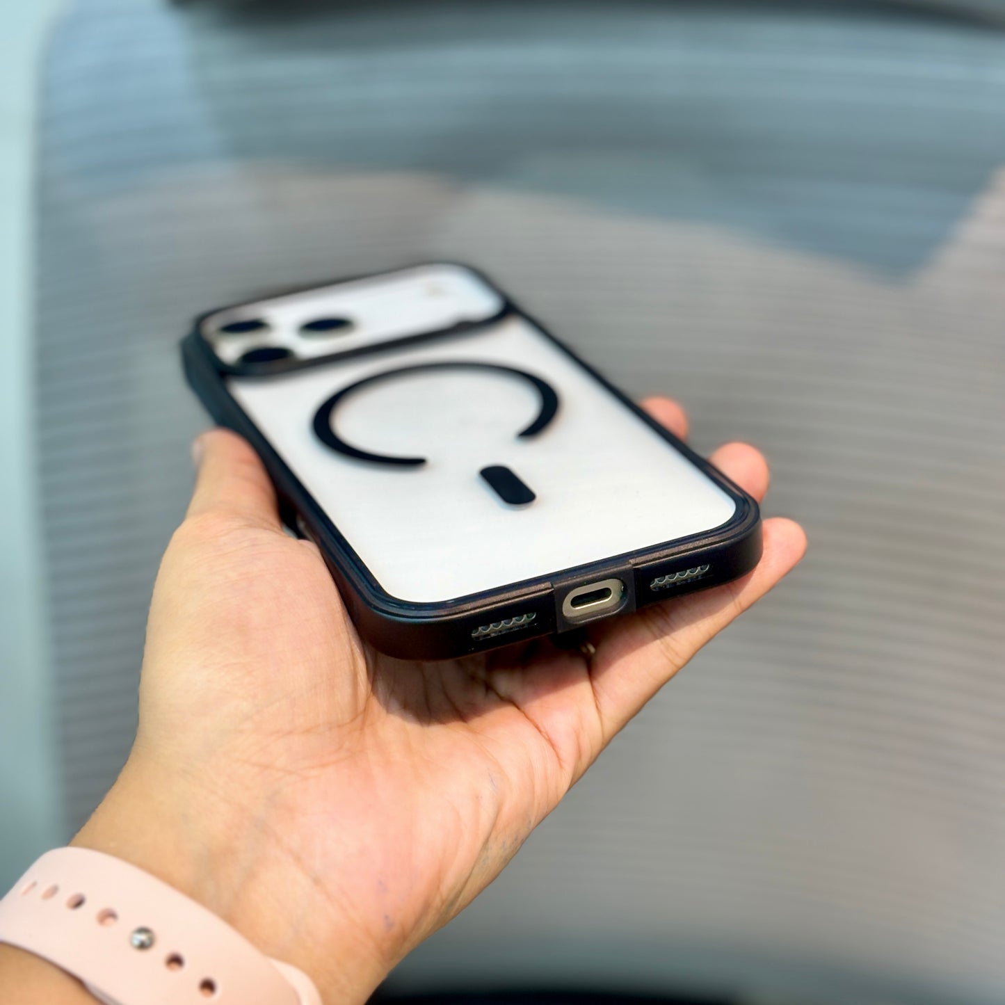 LumiFrame MagSafe iPhone 17 Case