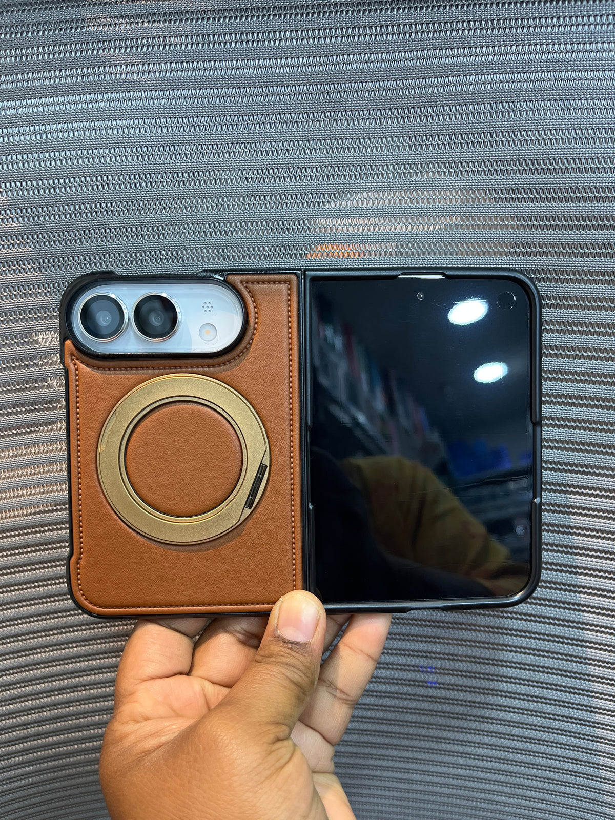 Leather stand iPhone Duo case