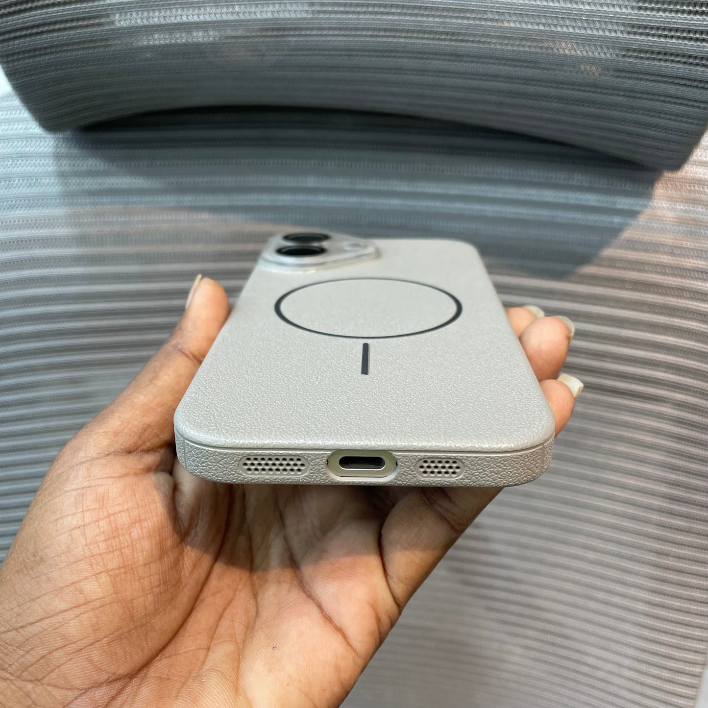 GrainVent MagSafe iPhone 14 Case