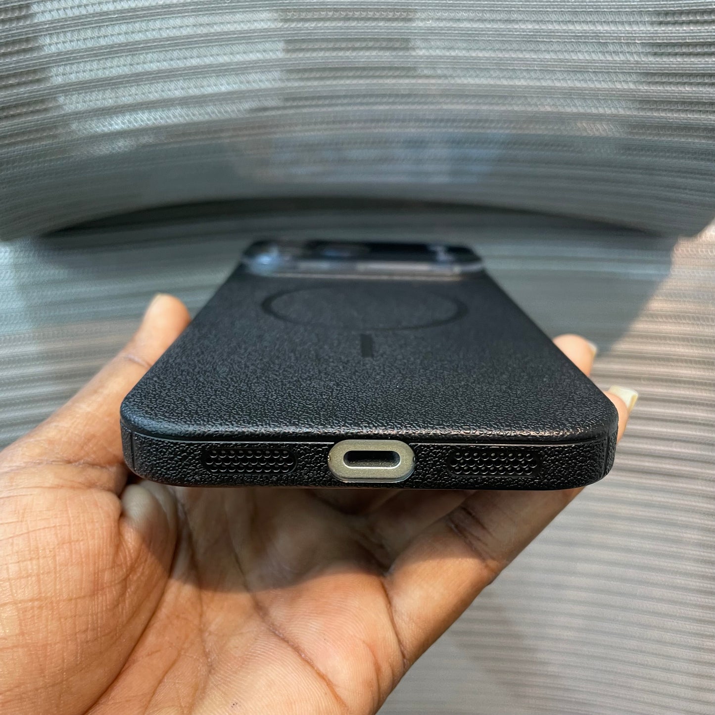 GrainVent MagSafe iPhone 17 Pro  Case