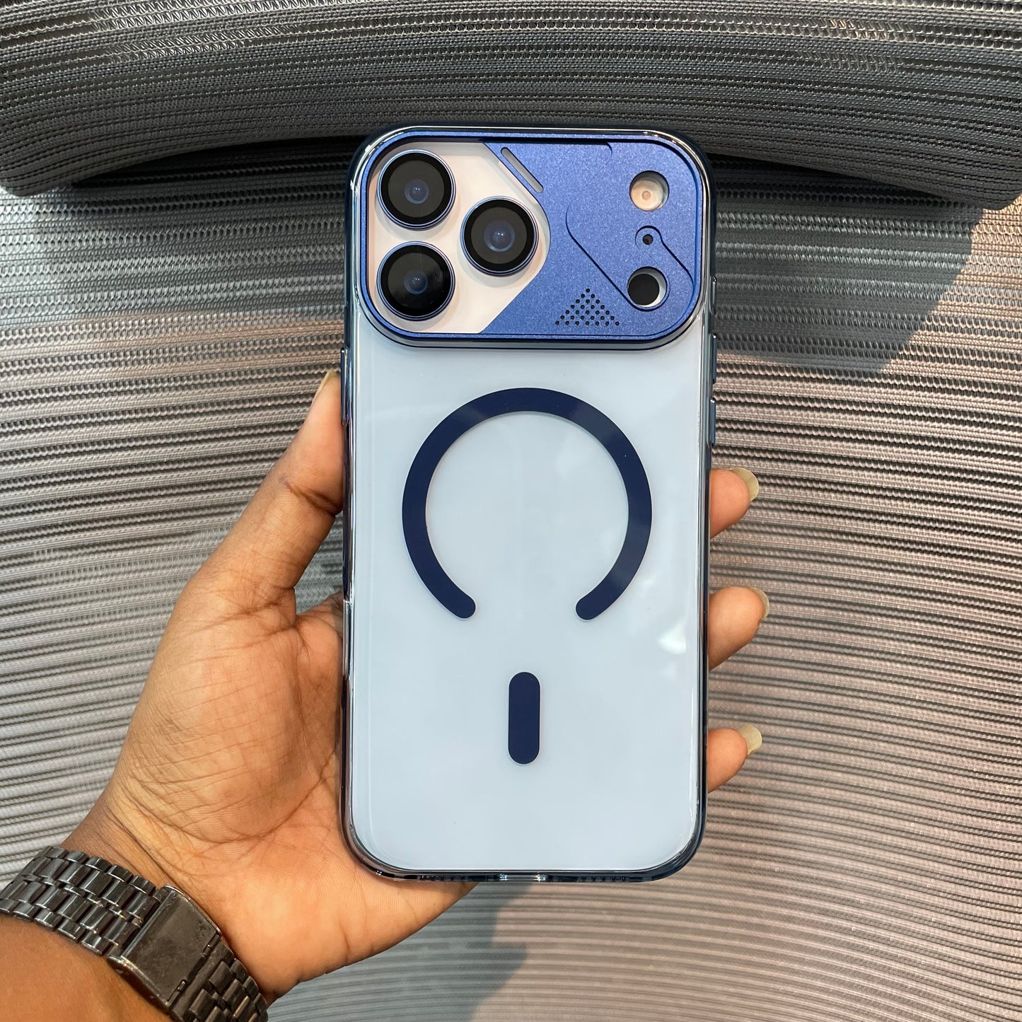 OmbraShield MagSafe iPhone  17 Pro Case
