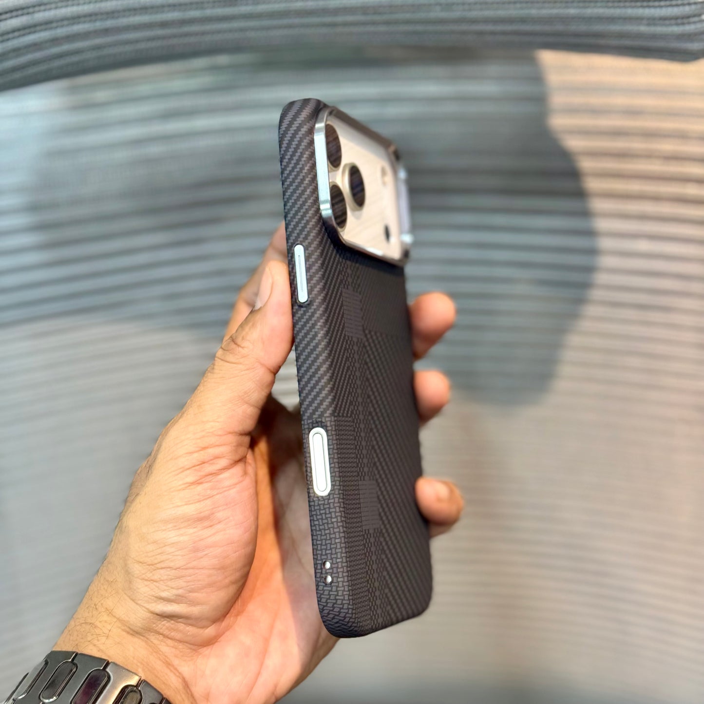 FibreLux Black MagSafe iPhone 16 Pro Max Case