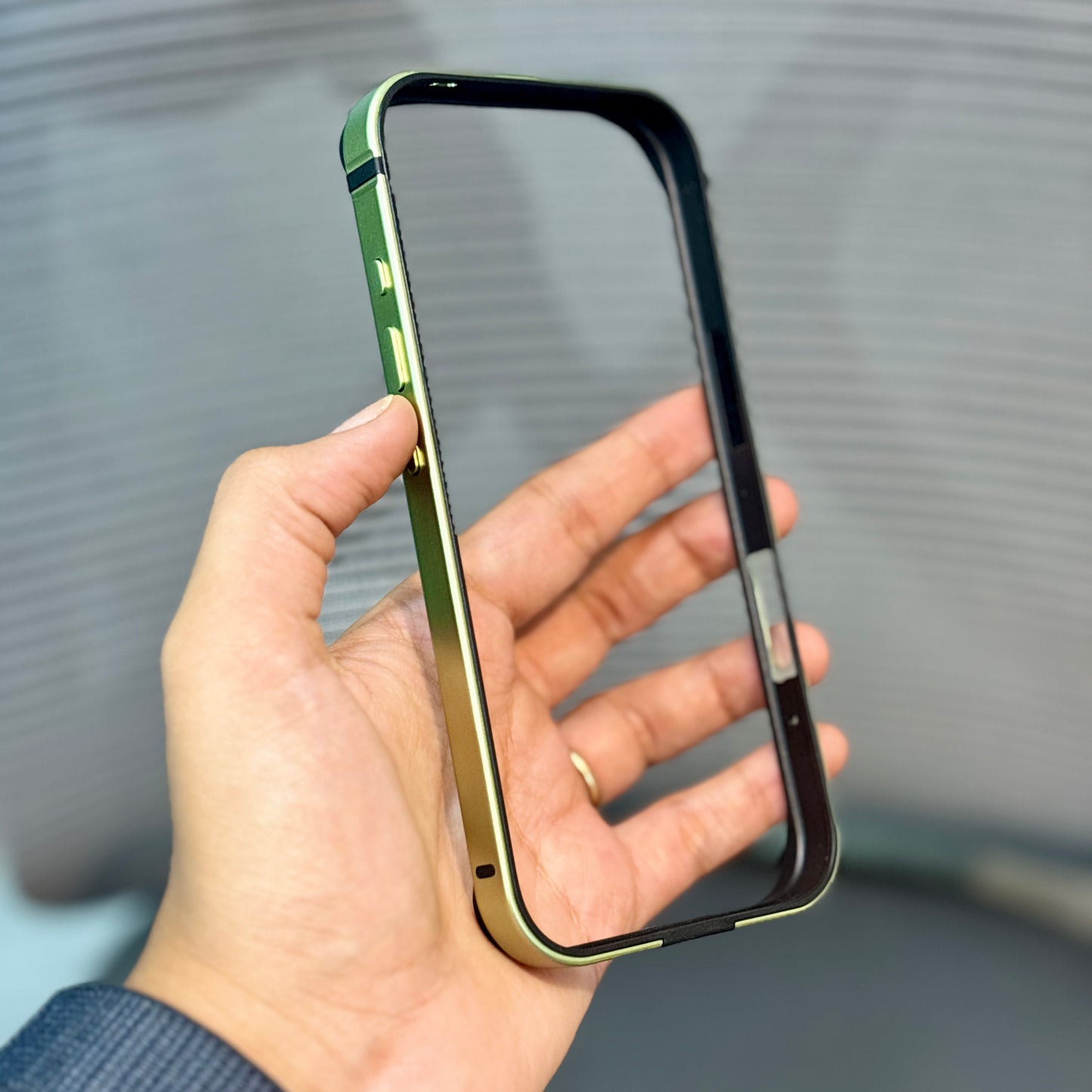 FortiCore Metal Bumper iPhone 17 Case