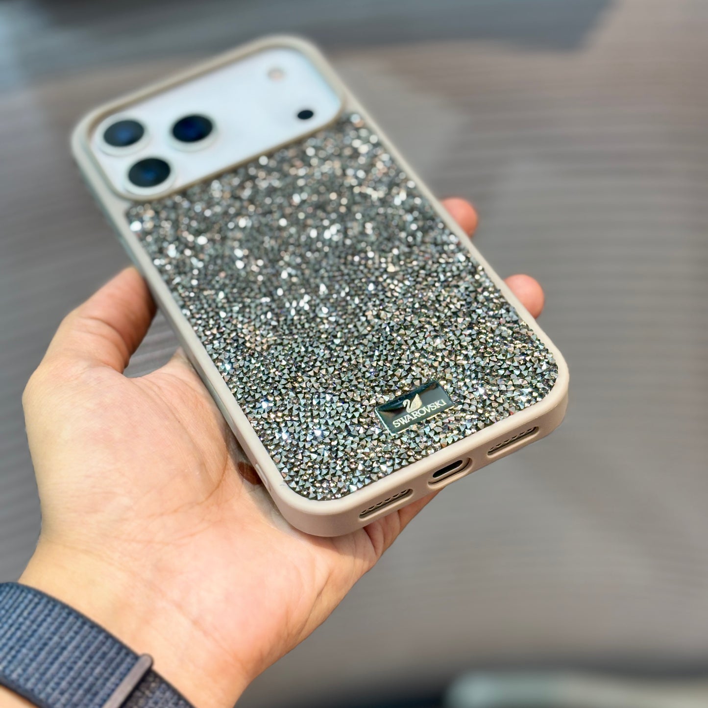 GleamLuxe Bling iPhone 17 Case