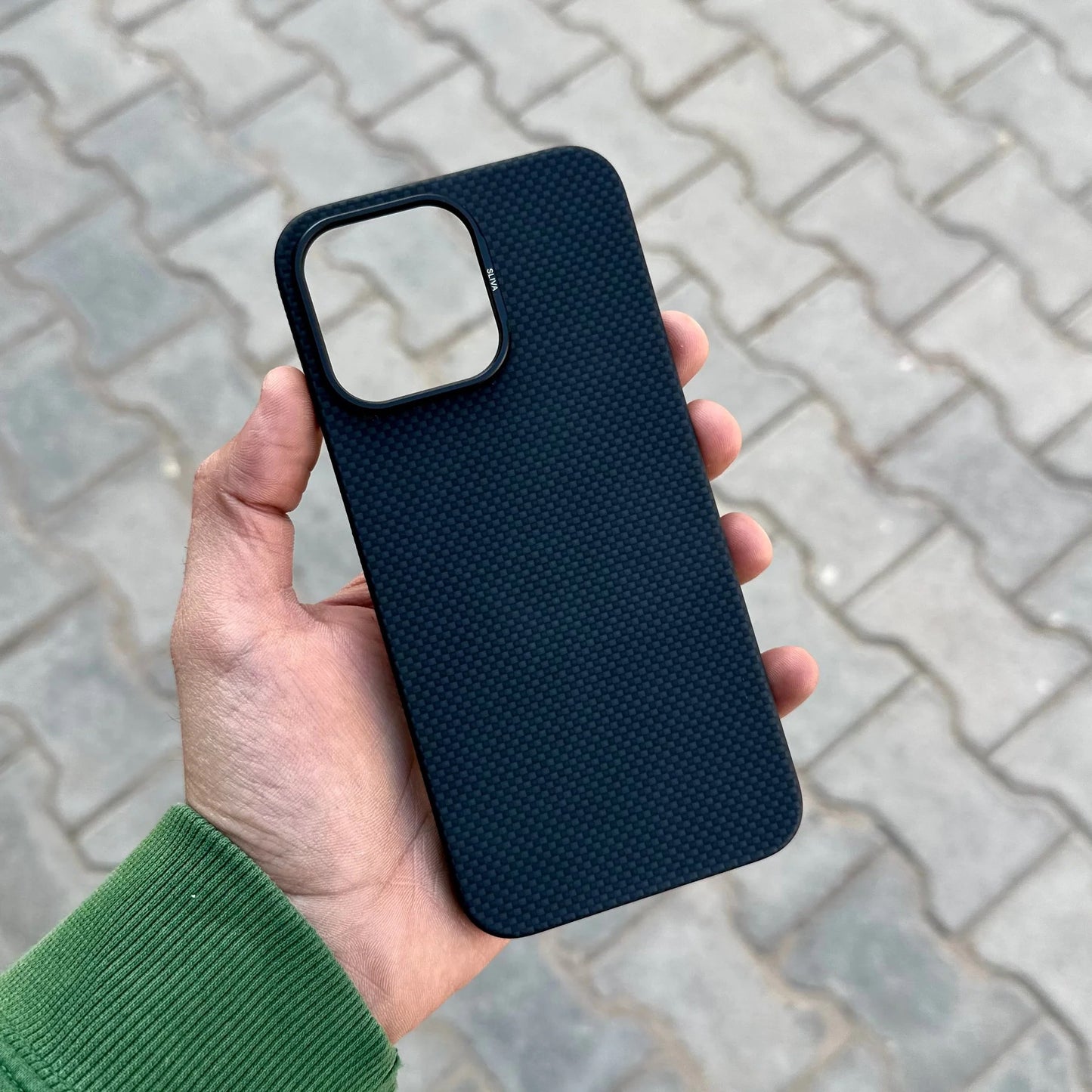 CarbonFiber MagSafe Slim iPhone 15 Pro Max Case